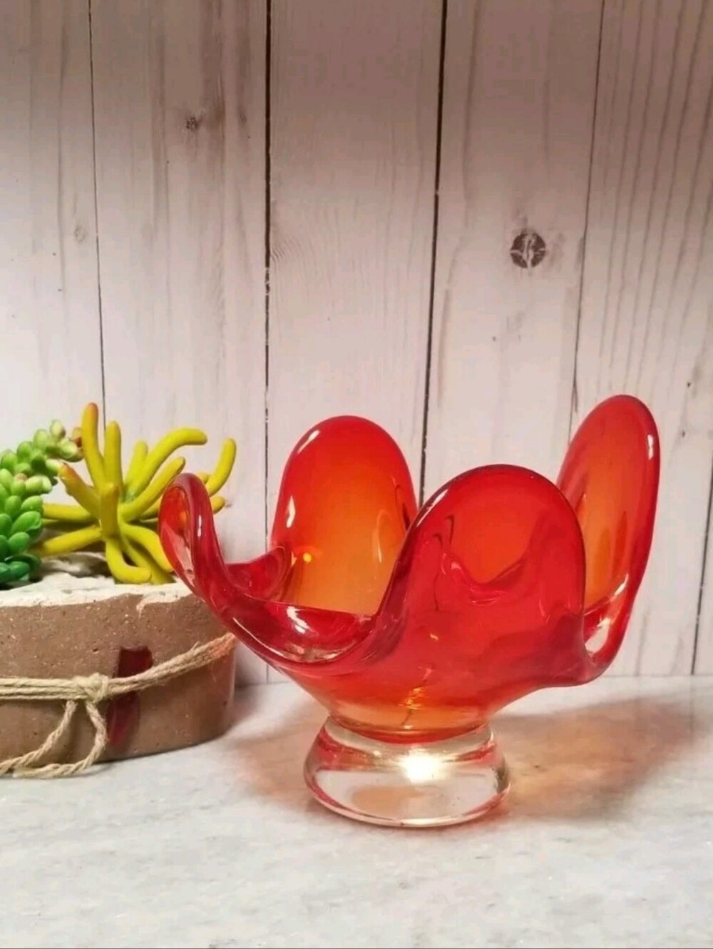 Vintage MCM NORCREST AMBERINA/PERSIMON Tulip dish Original tag